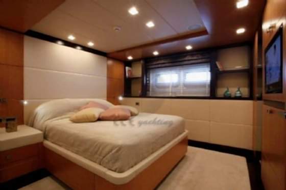 Motor Yat Serenity 2 resimleri